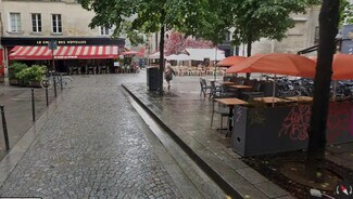 Plus de détails pour Multi-résidentiel à vendre