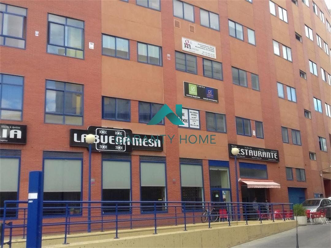 Bureau dans Madrid, Madrid à louer Plan d’étage- Image 1 de 4