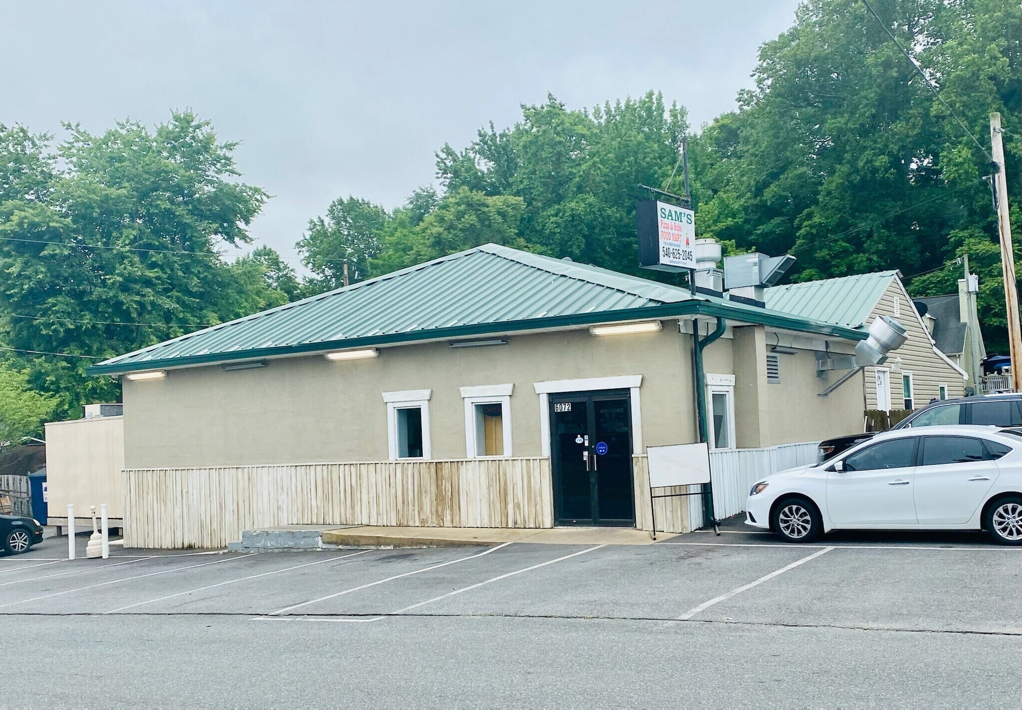 6072-6078 Riverview Dr, King George, VA à louer Photo du bâtiment- Image 1 de 7