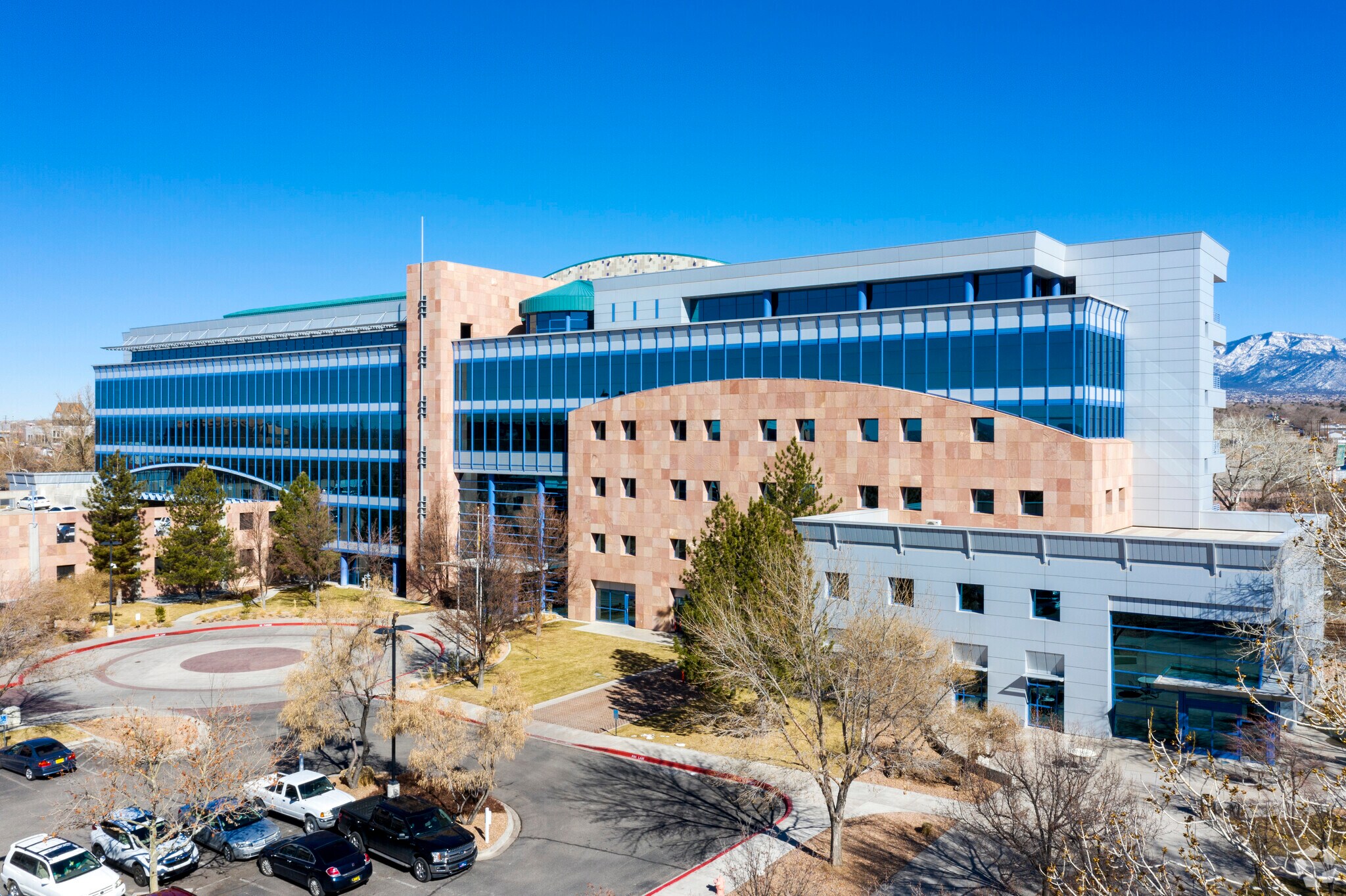 100 Sun Ave NE, Albuquerque, NM à louer Photo du bâtiment- Image 1 de 7