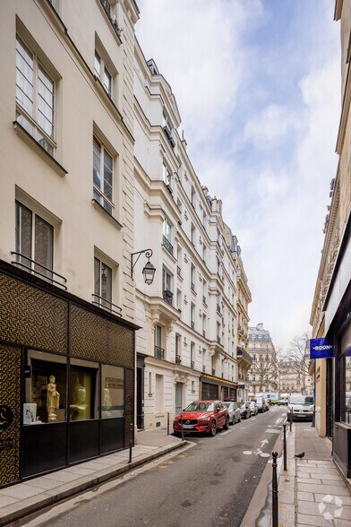 10 Rue De Lesdiguières, Paris à louer - Photo du bâtiment - Image 2 de 2