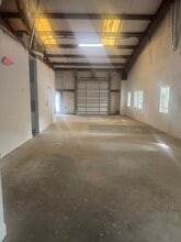 140 Beach City Rd, Hilton Head Island, SC for lease Interior Photo- Image 2 of 8