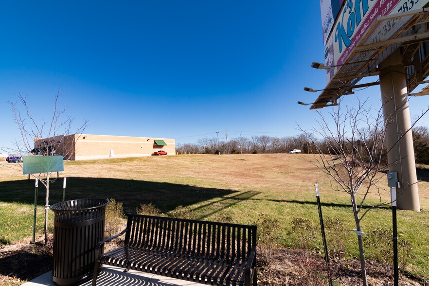18300 Business 13, Branson West, MO à vendre - Photo principale - Image 1 de 11