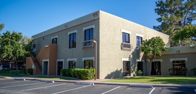 2222 S Dobson Rd, Mesa, AZ à louer - Photo du bâtiment - Image 1 de 18