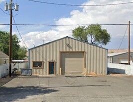 2105 E Mead Ave, Yakima WA - Services immobiliers commerciaux