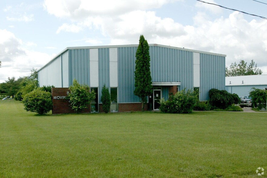 4535 Wayne Rd, Battle Creek, MI à louer - Photo du bâtiment - Image 2 de 6