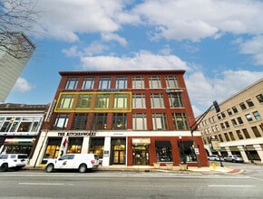 127 W Wayne St, Fort Wayne, IN à louer Photo du bâtiment- Image 1 de 3