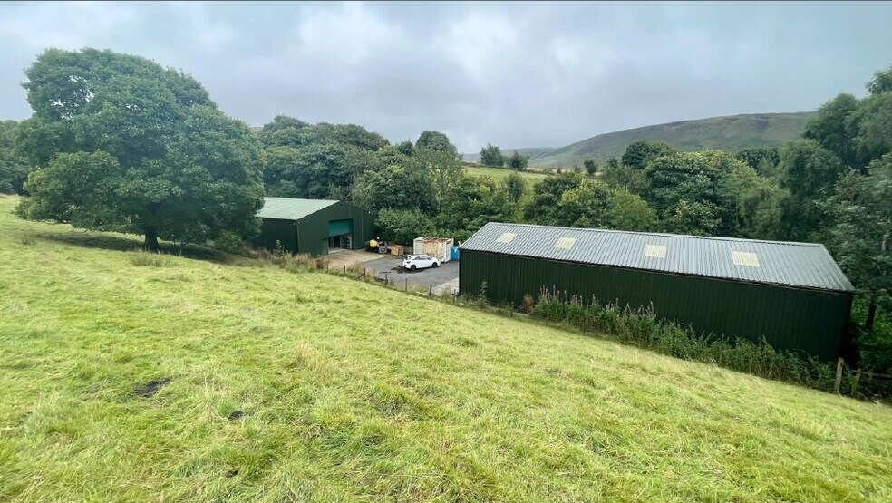 Harrop Court Rd, Oldham à vendre - Photo du bâtiment - Image 2 de 2