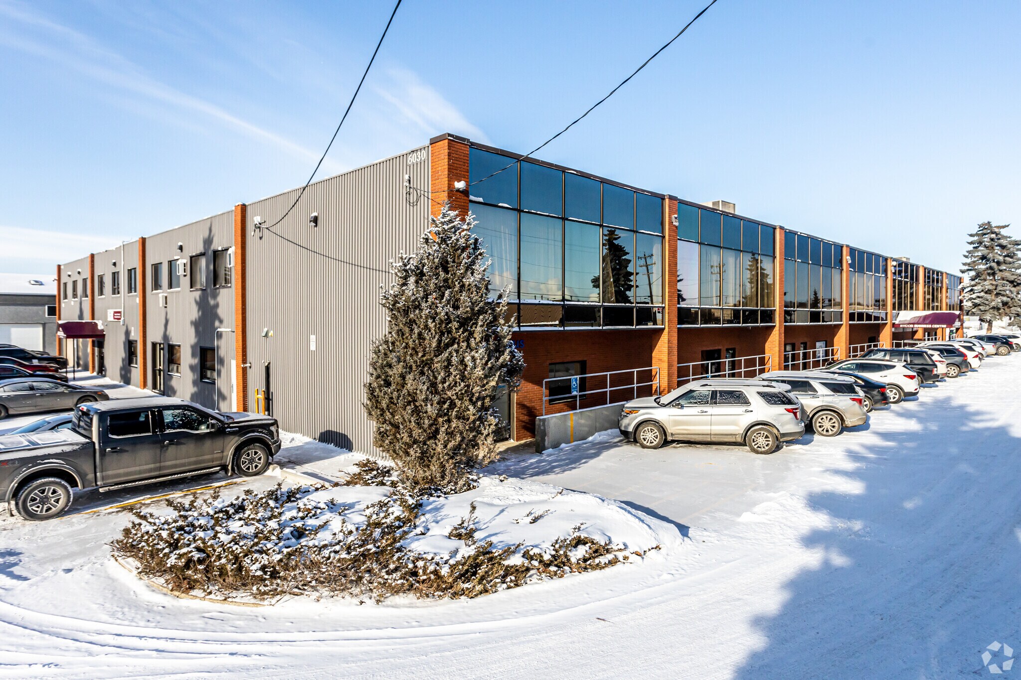 6030 88th St NW, Edmonton, AB à vendre Photo principale- Image 1 de 1