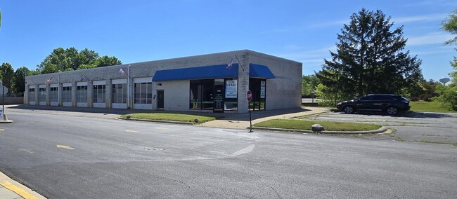 Plus de détails pour 1500 E Algonquin Rd, Algonquin, IL - Commerce de détail à louer