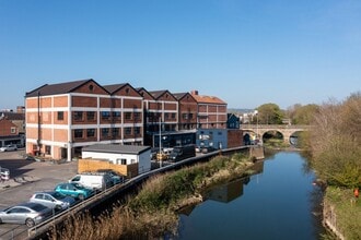 New Broughton Rd, Melksham à louer Photo du bâtiment- Image 1 de 6