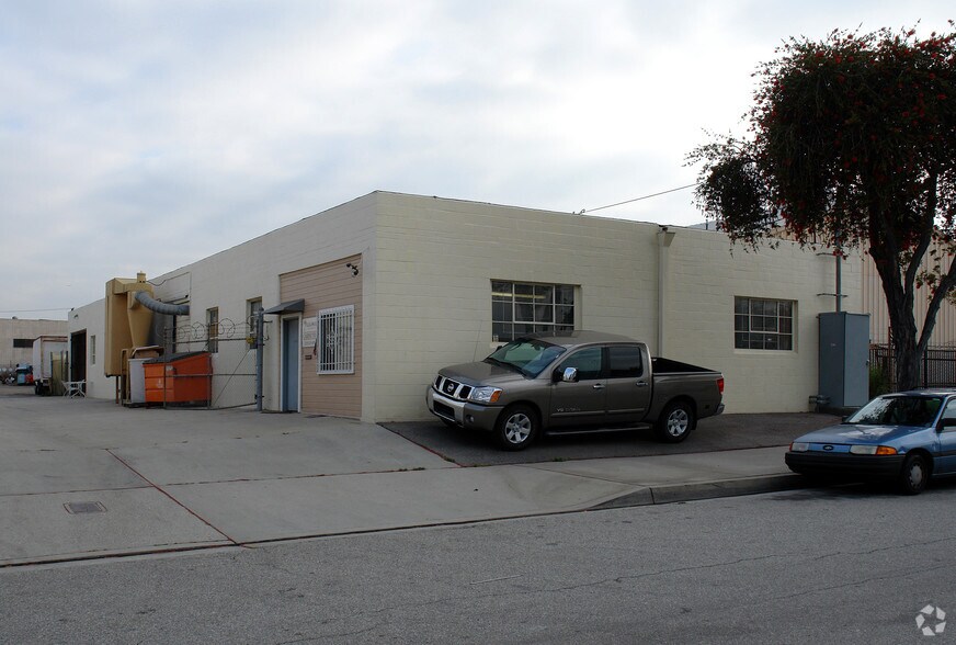 1663 W 134th St, Gardena, CA à vendre - Photo du bâtiment - Image 2 de 6