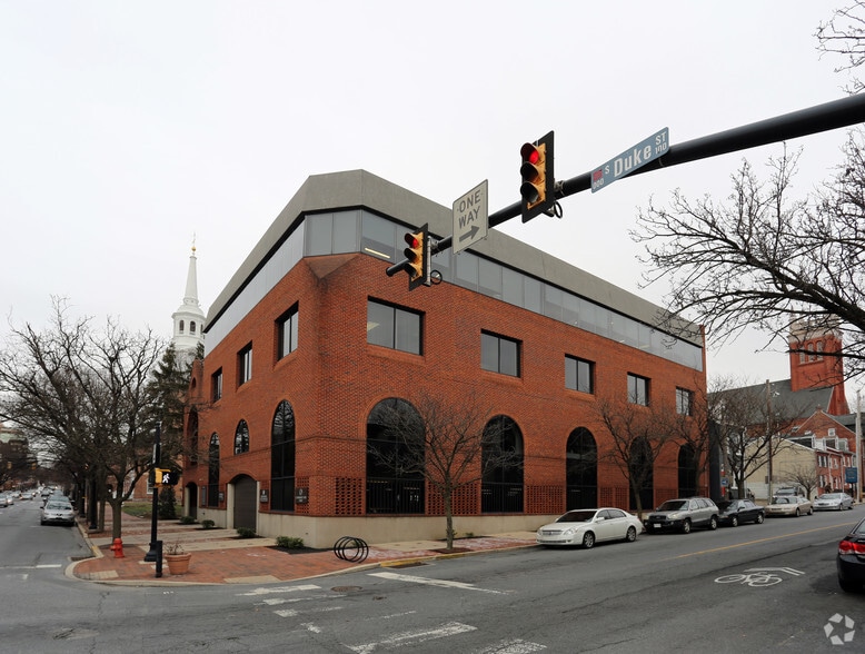 51 S Duke St, Lancaster, PA for lease - Primary Photo - Image 1 of 29