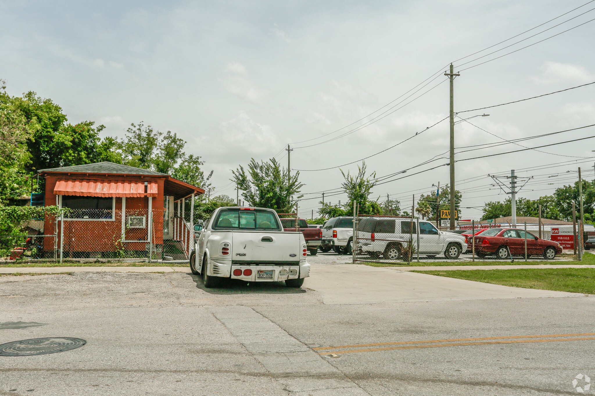 5701 Harrisburg Blvd, Houston, TX for sale Primary Photo- Image 1 of 1