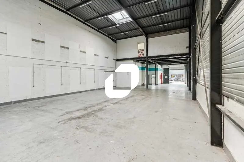 Flex in Massy for lease - Interior Photo - Image 2 of 15