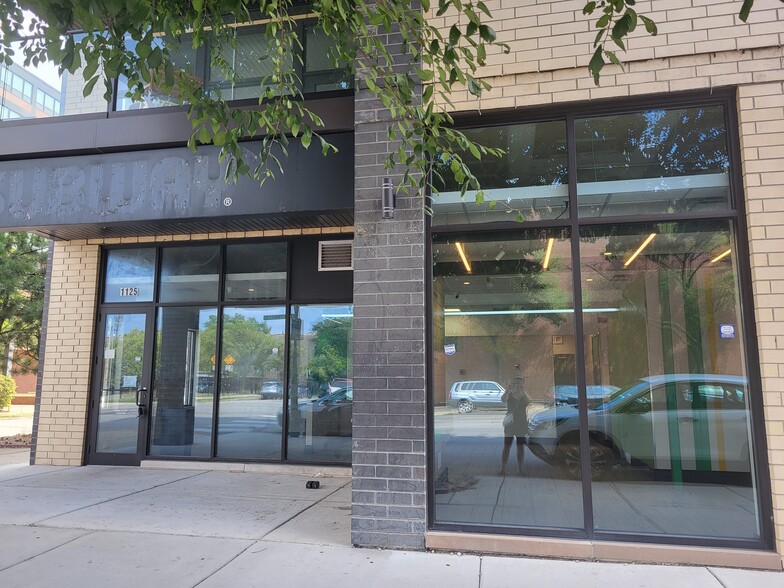 1125 N Western Ave, Chicago, IL for sale - Building Photo - Image 1 of 1