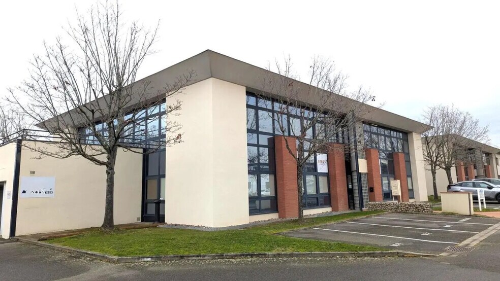 Bureau dans Toulouse à louer - Photo du bâtiment - Image 3 de 14