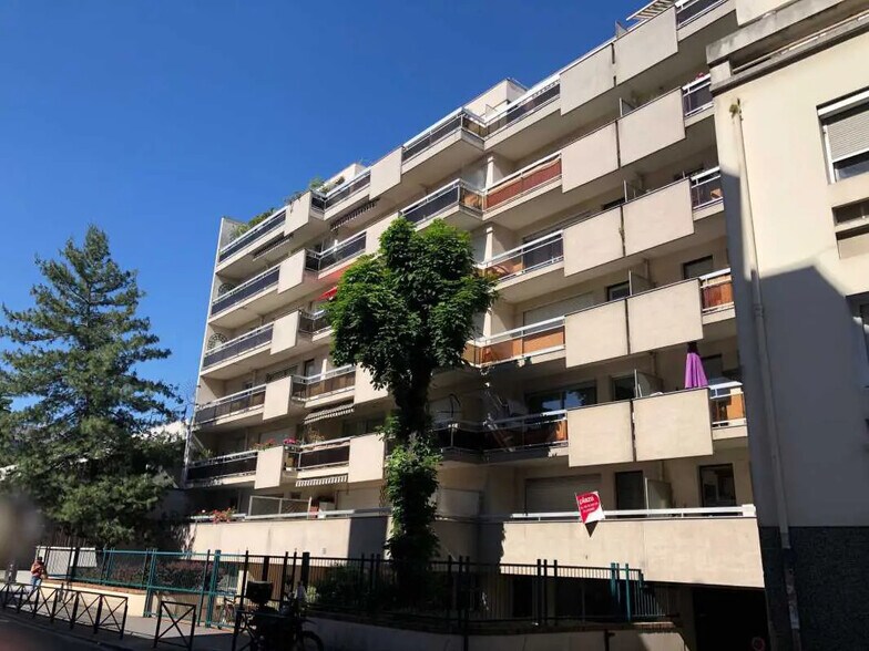 171 Rue De Billancourt, Boulogne-Billancourt for lease - Building Photo - Image 2 of 13