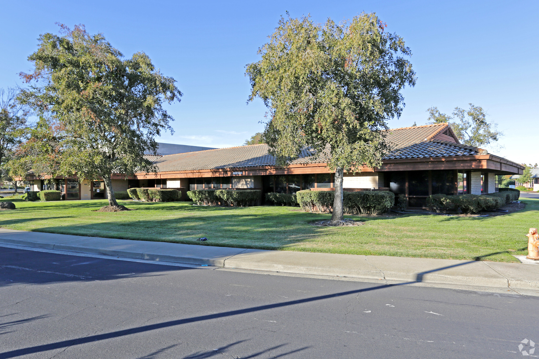 3002-3028 Beacon Blvd, West Sacramento, CA for lease Building Photo- Image 1 of 13