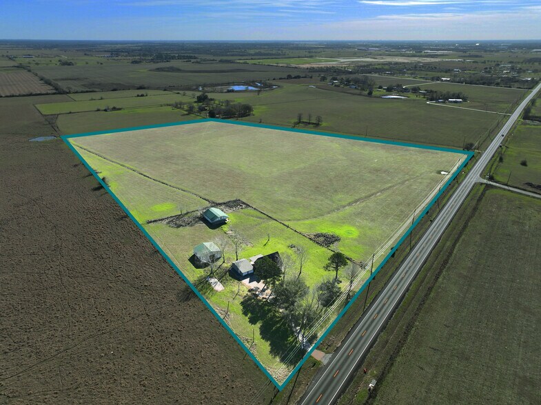 22430 Fm 362 Rd, Waller, TX à vendre - Photo du bâtiment - Image 2 de 5