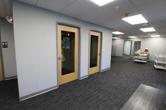 7602-7644 15th St E, Sarasota, FL for lease Interior Photo- Image 2 of 10