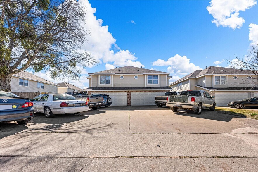 2537 S 3rd St, Waco, TX for sale - Primary Photo - Image 1 of 19