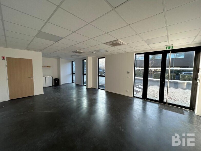 6 Rue Pierre-Georges Latecoere, Mérignac à louer - Photo du bâtiment - Image 2 de 12