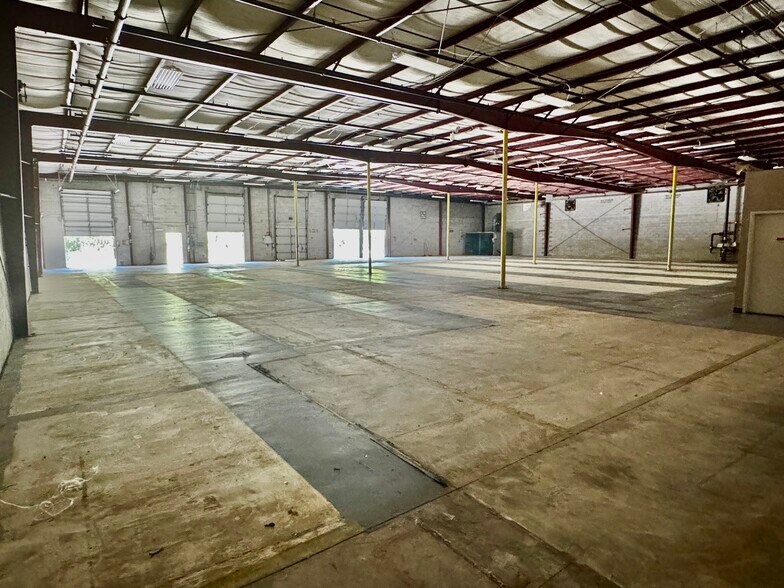 3506 University Blvd S, Jacksonville, FL à louer - Photo du bâtiment - Image 2 de 11