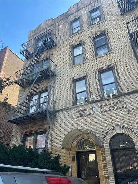 9926 41st Ave, Corona, NY for sale - Building Photo - Image 2 of 18