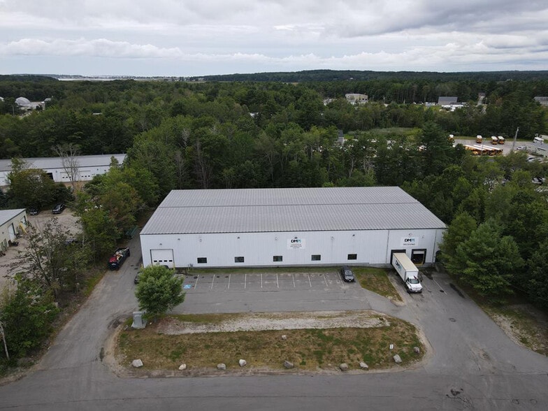 4 Cloutier Ln, Scarborough, ME for sale - Building Photo - Image 1 of 4