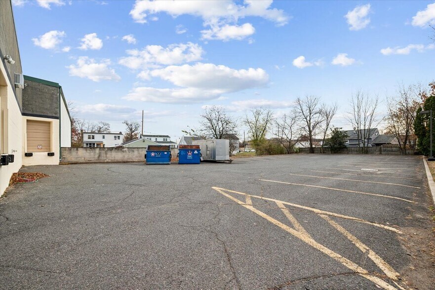 906 Us Highway 22, Somerville, NJ à vendre - Photo du bâtiment - Image 2 de 18