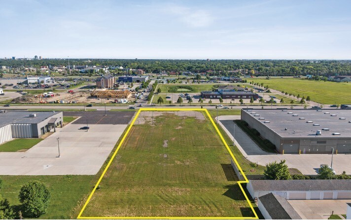 1205 30th S Ave, Moorhead, MN for sale Primary Photo- Image 1 of 6