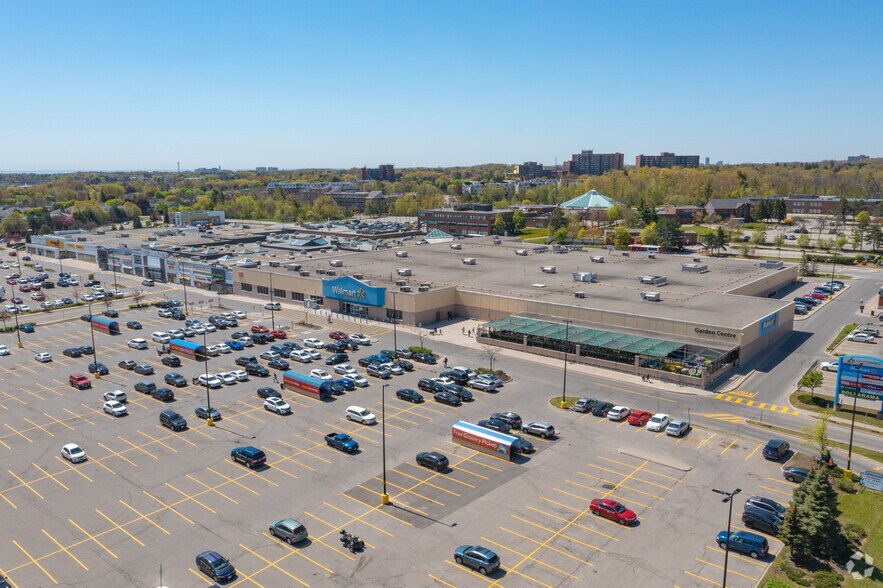 2126-2200 Burnhamthorpe Rd W, Mississauga, ON à louer - Photo du bâtiment - Image 2 de 9