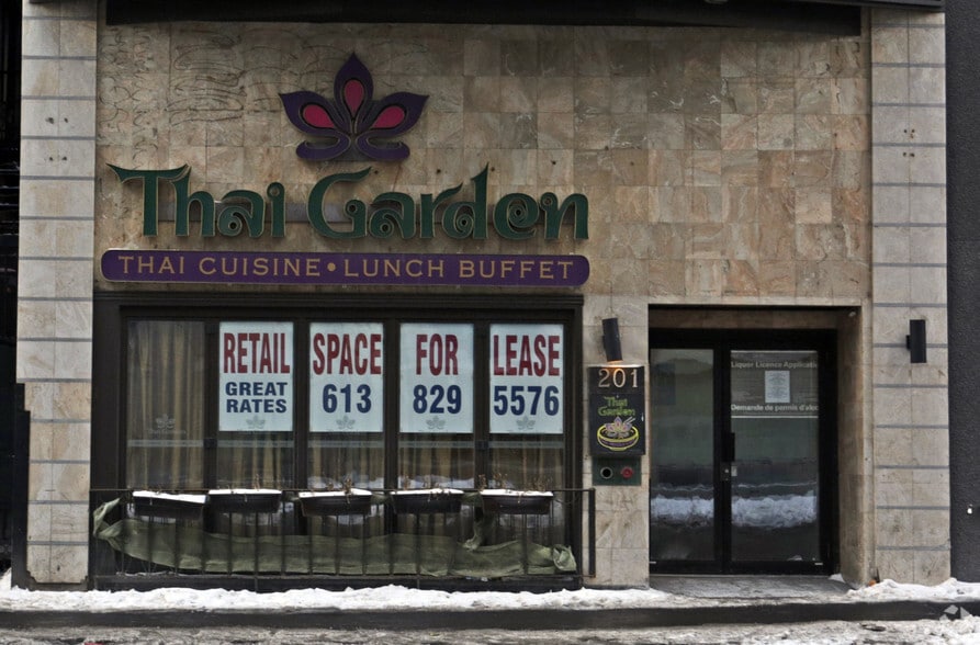 201 Queen St, Ottawa, ON for lease - Building Photo - Image 3 of 5