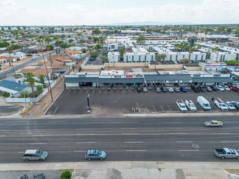 4808-4828 N 35th Ave, Phoenix, AZ à louer - Photo du bâtiment - Image 3 de 4