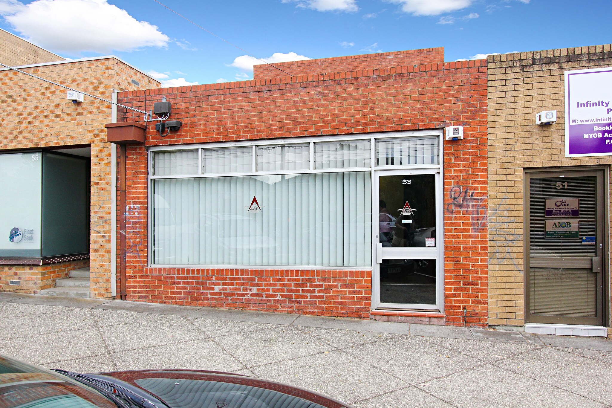 53 Stanley Ave, Mount Waverley à vendre Photo principale- Image 1 de 6