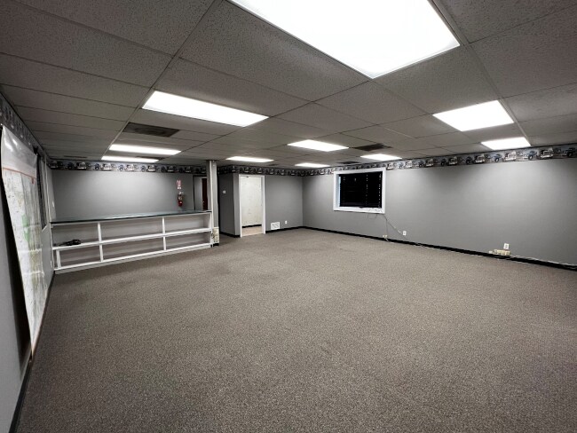 5529 Dial Dr, Granite City, IL à louer - Photo intérieure - Image 3 de 9