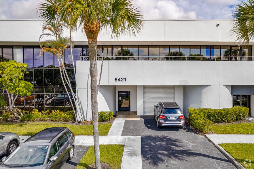 6401 Congress Ave, Boca Raton, FL à louer - Photo du bâtiment - Image 3 de 5