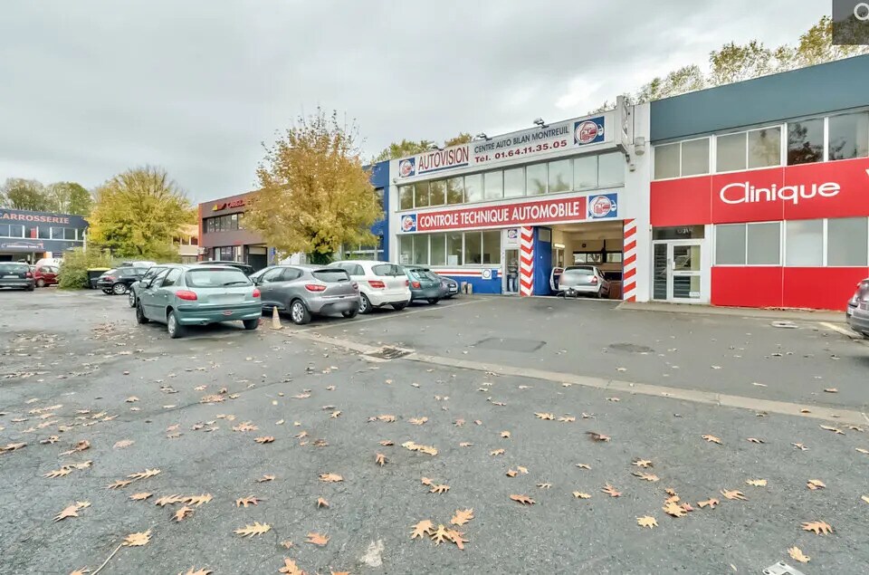 Flex in Torcy for lease Building Photo- Image 1 of 6
