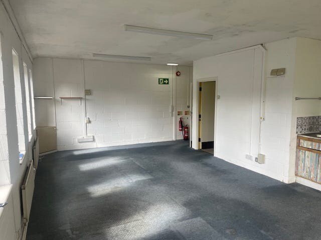 Horndean Rd, Bracknell à louer - Photo du bâtiment - Image 3 de 6