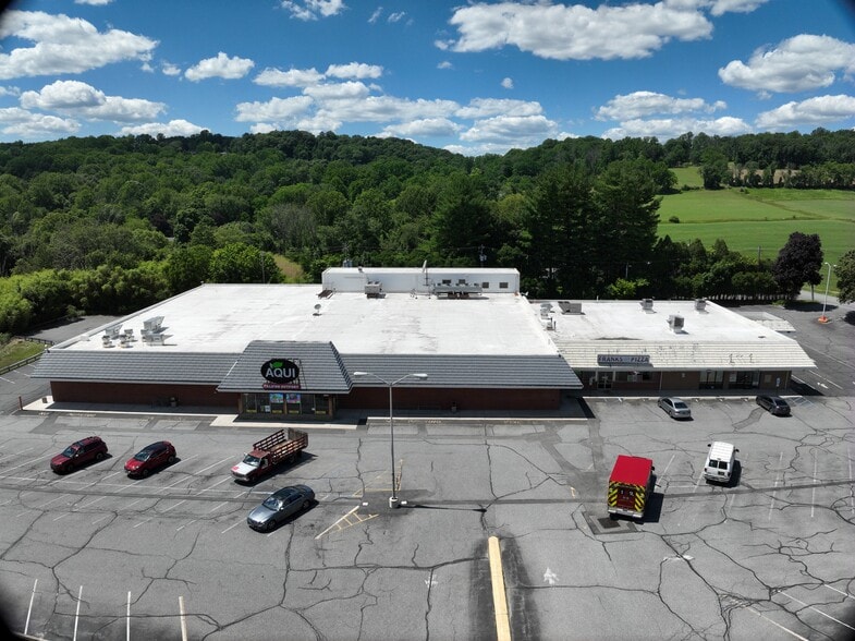431 County Road 513, Califon, NJ for sale - Matterport Community - Image 2 of 25