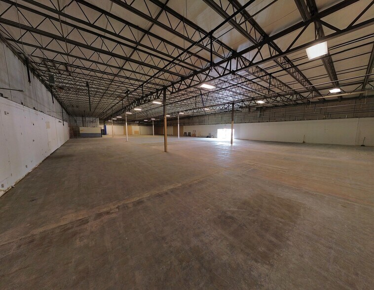 1000 Elmwood Park Blvd, Elmwood, LA for lease - Building Photo - Image 3 of 30