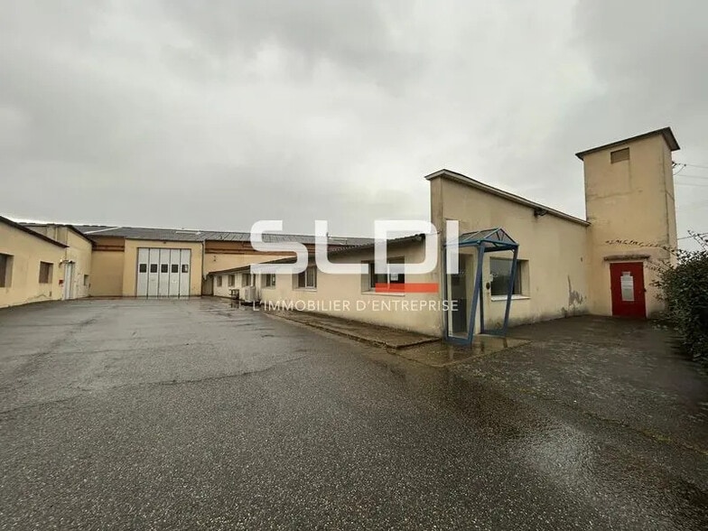 Flex in Jassans-Riottier for sale - Building Photo - Image 1 of 18