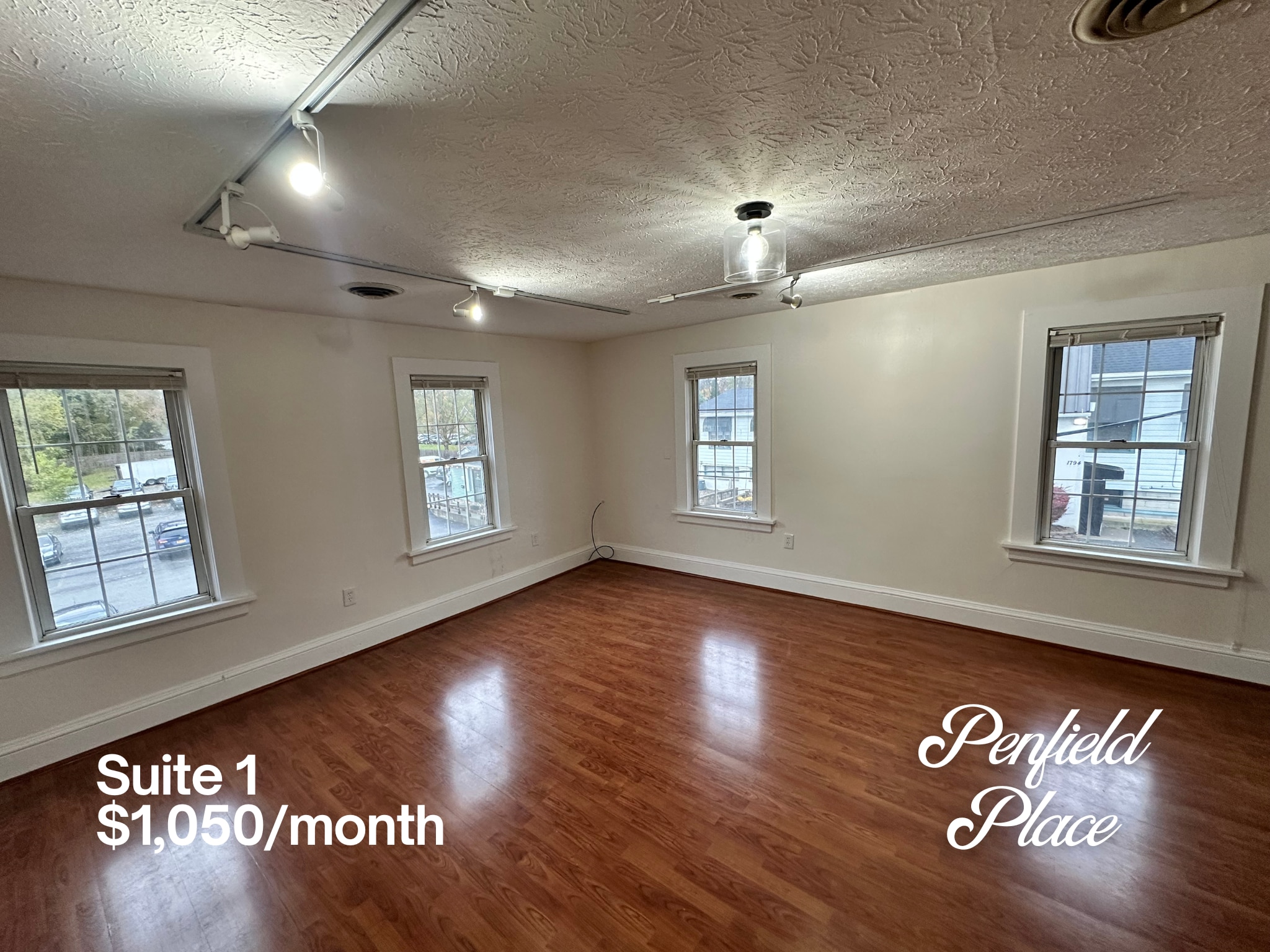 1788 Penfield Rd, Penfield, NY à louer Photo intérieure- Image 1 de 9