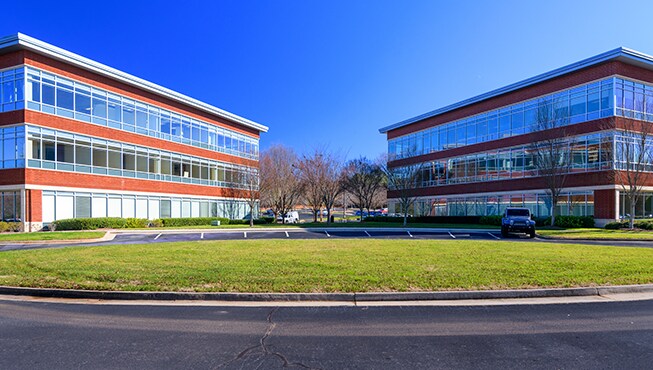 2915 Premiere Pky, Duluth, GA à louer Photo du bâtiment- Image 1 de 22