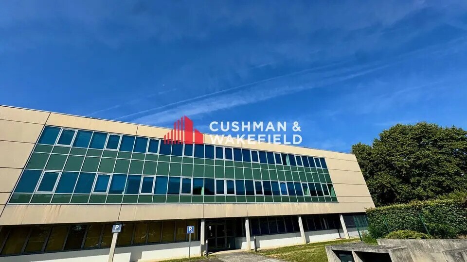 Office in Ramonville-Saint-Agne for lease - Building Photo - Image 1 of 7