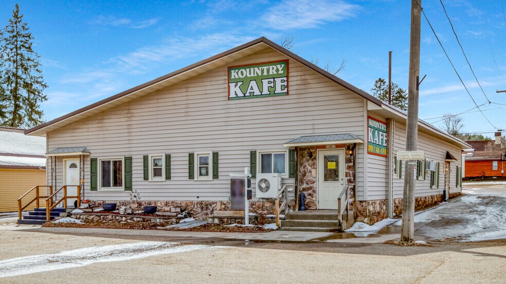 N14015 W Central Ave, Fifield, WI à vendre - Photo principale - Image 1 de 26