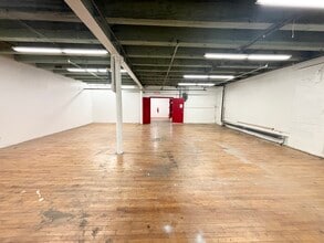 165-167 Bow St, Everett, MA à louer Photo intérieure- Image 2 de 5