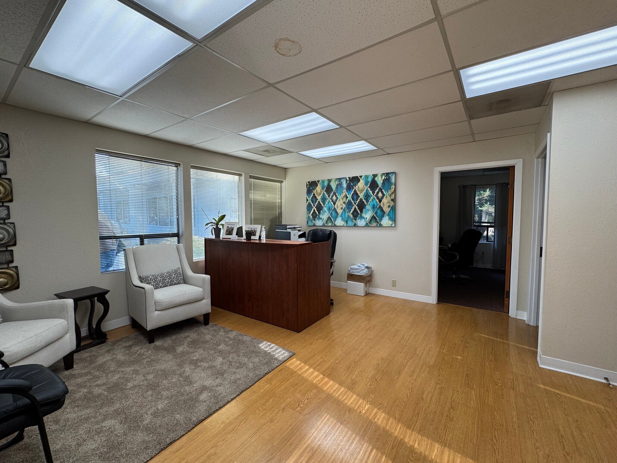 112 Wikiup Dr, Santa Rosa, CA for lease Interior Photo- Image 1 of 4