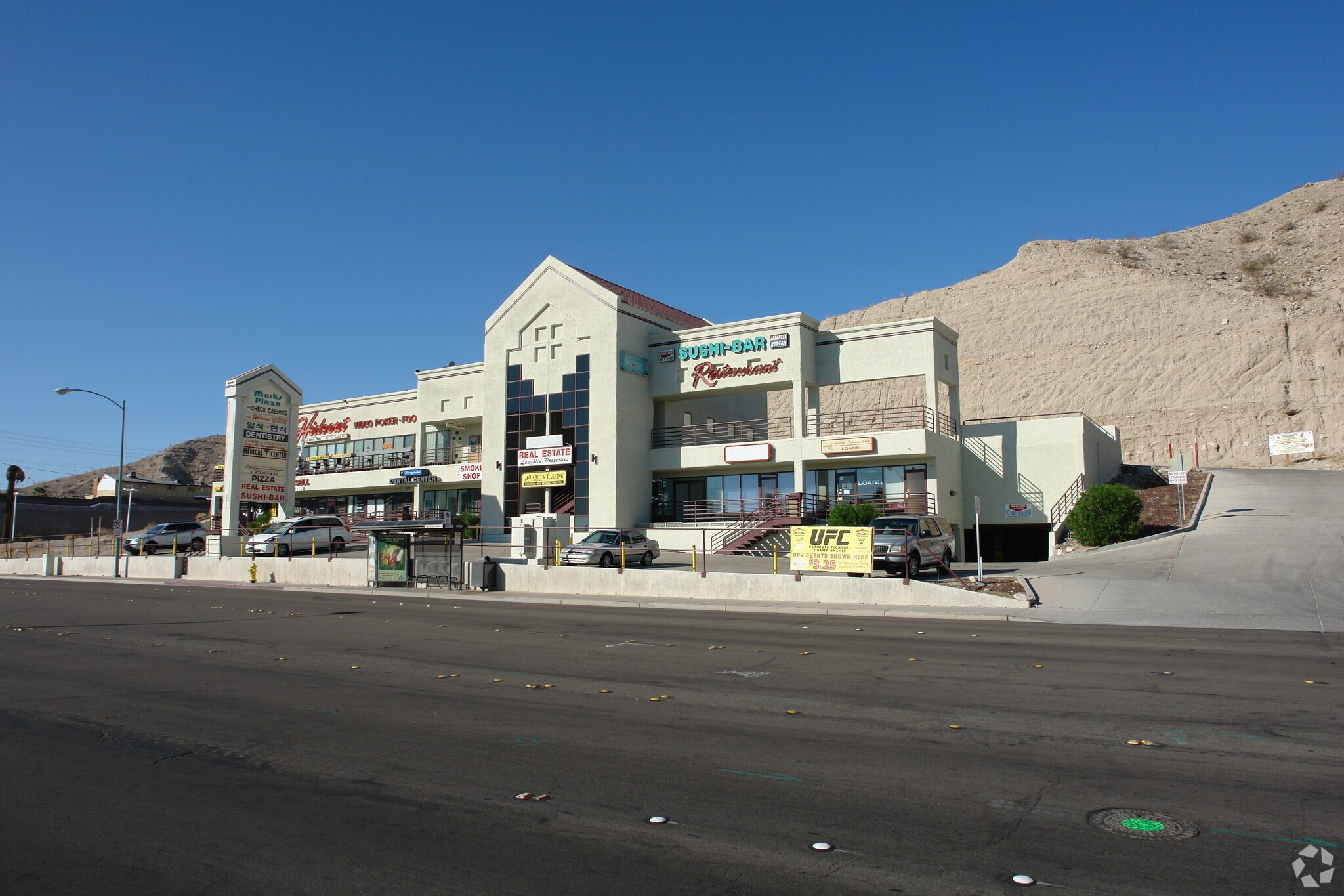 2311 S Casino Dr, Laughlin, NV à louer Photo du bâtiment- Image 1 de 4
